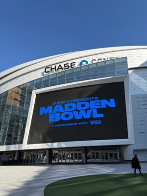 EA SPORTS presents Madden Bowl