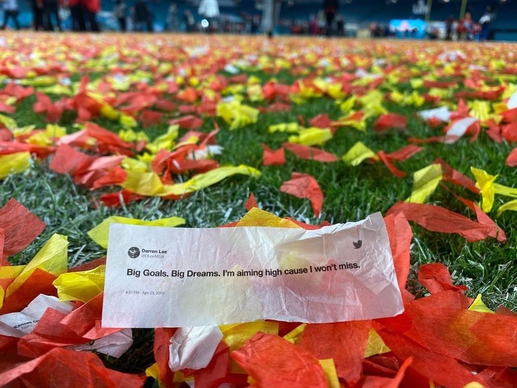 nfl twitter super bowl confetti.avif