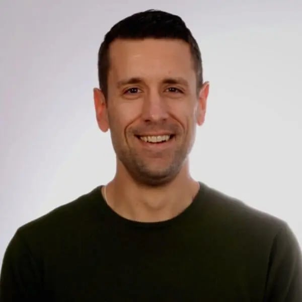 Zach Riggar